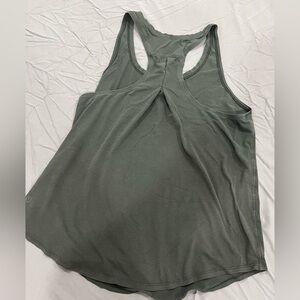 Black love tank Lulu